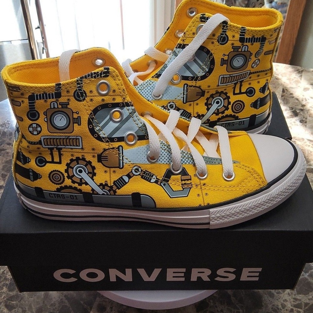 Converse Kids Yellow High-Tops with Robot Design